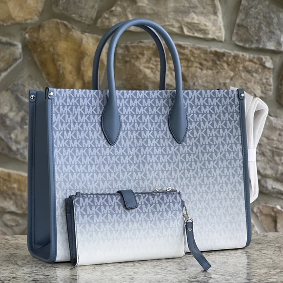 Michael Kors Mirella Ombré Logo MD Tote SET Blue - Picture 3 of 13